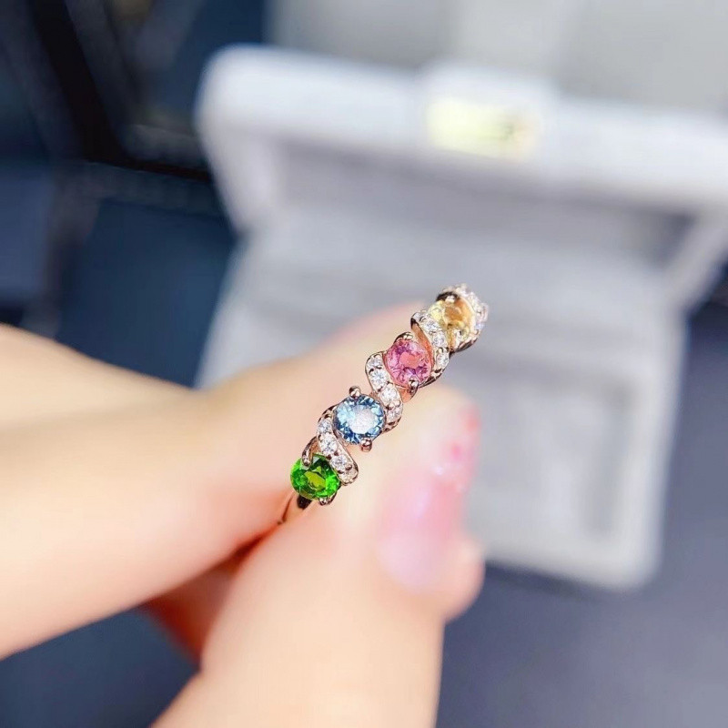 Nhẫn nữ tinh tế từ Jadeite tự nhiên, Onyx Inlay và Tourmaline Brazil