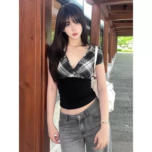 <![Giảm giá 50%] American Sweet - Áo Thun Nữ Mùa Hè, Cổ Chữ V, Tay Ngắn, Dây Vai, Kiểu Kẻ Sọc Trang Trọng