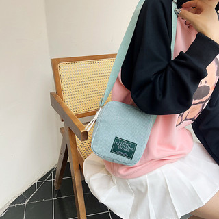 Bán buôn Corduroy Retro Phù Hợp Với Nữ Nhật Bản Bông Tai Kẹp Văn Học Dễ Thương Mini Túi Nhỏ Điện Thoại Di Động Túi Đeo Vai Túi Đeo Ngang