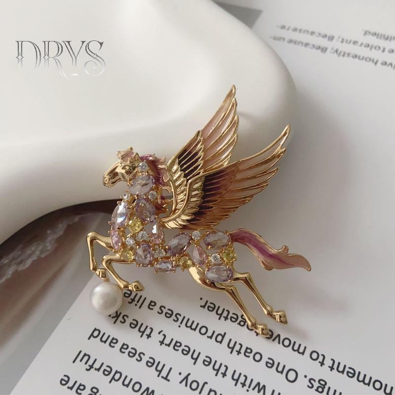 (TFT) Áo len nữ thời trang với họa tiết pha lê và cánh ngựa thổ cẩm, phù hợp làm quà tặng cho các bữa tiệc