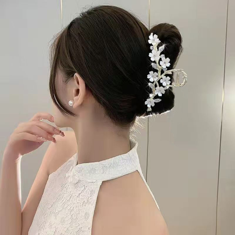 Kẹp tóc hoa hồng nhung lá sen lớn, tua rua, phụ kiện cho nữ