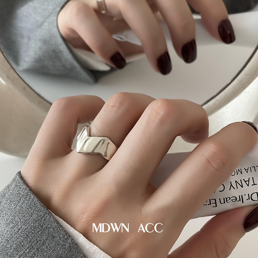 Nhẫn nữ điều chỉnh size, thiết kế cổ điển tối giản, hàng mới về