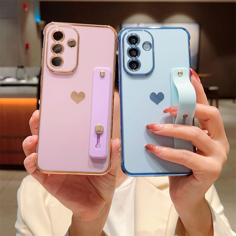 Giá đỡ dây đeo cổ tay Mạ điện cho Samsung Galaxy A57 A37 A56 A36 A27 A26 A25 A24 A17 A16 A15 A14 A55 A35 Stand Love Heart Side Phone Cover