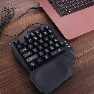 Bàn phím một tay DESPITEGO, Bàn phím một tay Mini siêu mỏng, Bàn phím cơ chơi game phát sáng USB 3 màu đa chức năng Điện thoại thông minh
180.050
₫
-45%
Mua 3 & giảm 1%
Nước ngoài