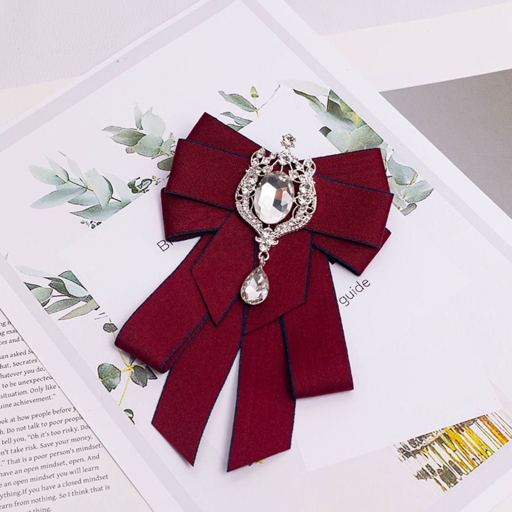 Thắt Nơ Handmade từ Vải Thổ Cẩm có Họa tiết Giả Kim Cương và Pha Lê - Phù hợp cho Nam và Nữ