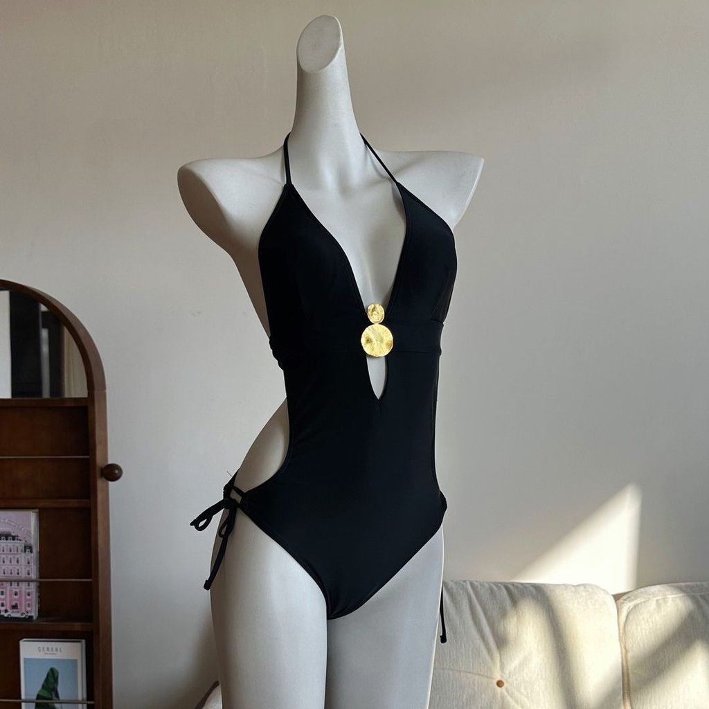Đồ bơi một mảnh màu đen dáng slimming, phù hợp mùa xuân và bãi biển