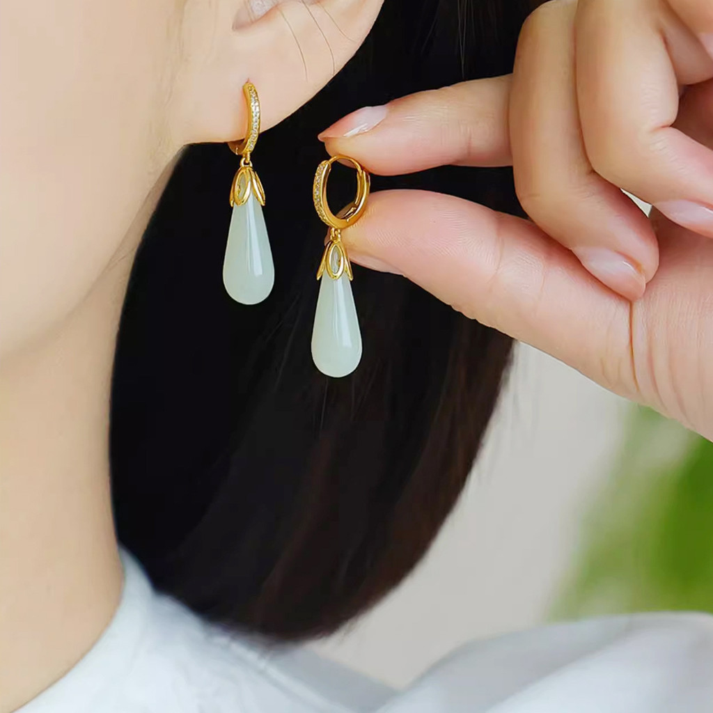Bông tai ngọc bích Hetian phong cách Trung Quốc mới dành cho nữ