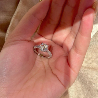 Đá zircon 2 carat nhẫn nữ phong cách mới, thiết kế tinh tế