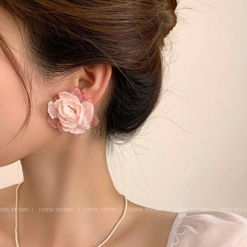 Bông tai kẹp hình hoa hồng cao cấp, ngọt ngào và dễ thương dành cho nữ