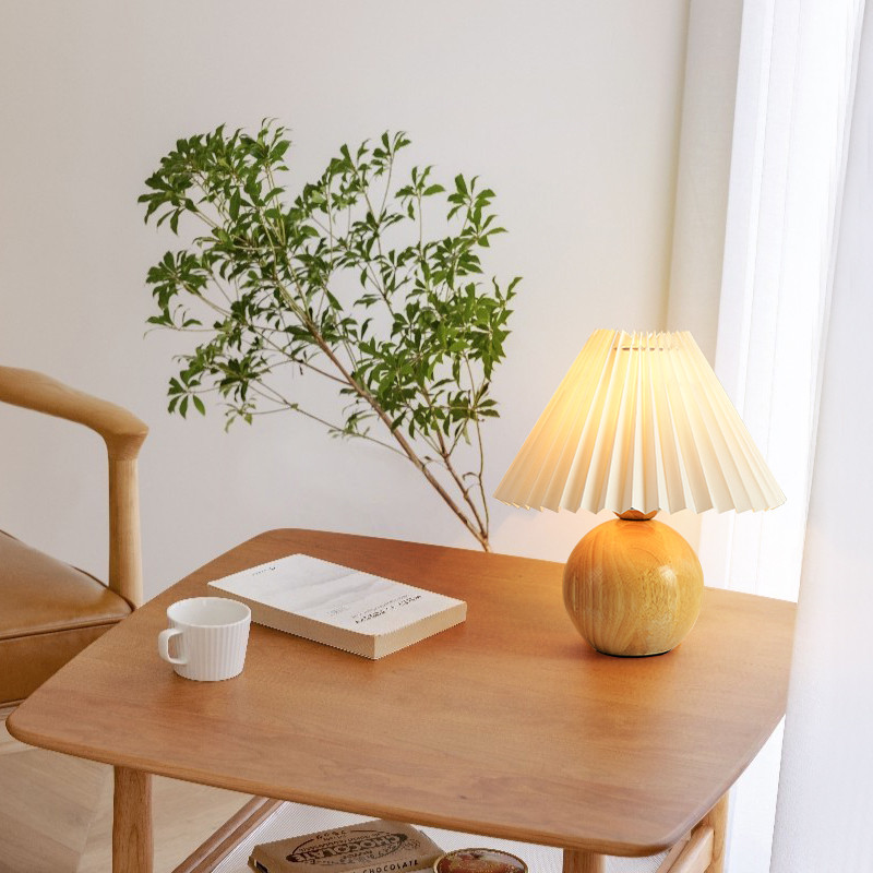 Đèn Trang Trí Bàn Xếp Ly Phong Cách Bắc Âu, Chân Kim Loại, Ánh Sáng Ấm Tạo Không Gian Ấm Cúng Cho Phòng Ngủ Và Làm Việc