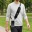 Kẹp đeo chéo điện thoại di động Yoo Ergonomic có túi đựng bằng da PU