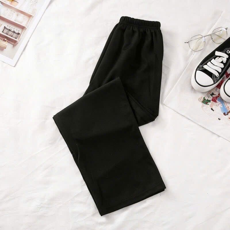 Sét bộ quần dài chun đen hách dáng +mix áo croptop tăm lạnh mèo đơn giản  in ng ự c-chang3158