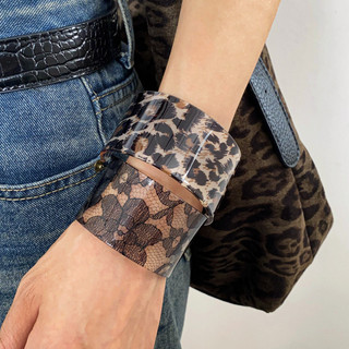 Vòng tay acrylic smudge họa tiết da báo mở retro - Phong cách sang trọng cho hot girl
