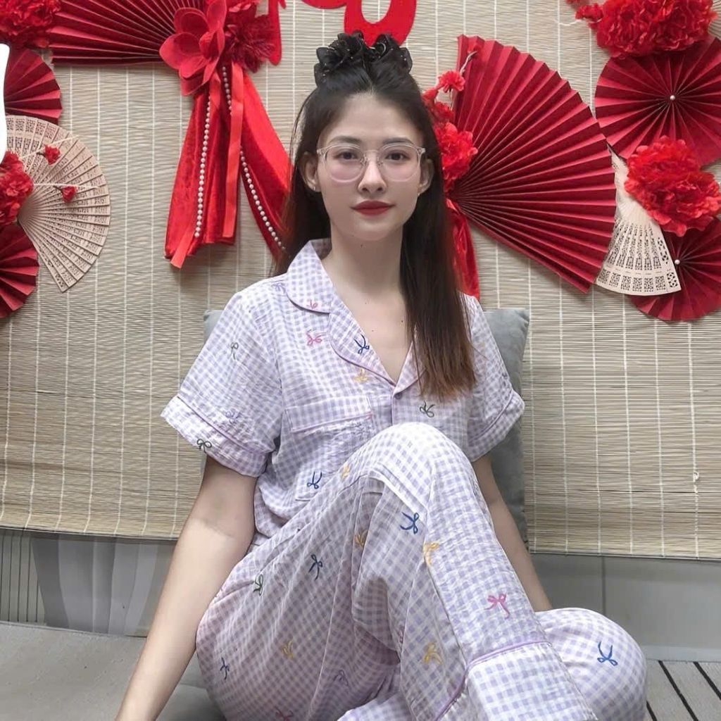 Set Bộ Pyjama Tay Ngắn Quần Dài Vải Cotton Hàn Cao Cấp Cho Khách Từ 45 -> 69kg Chất Liệu Mềm Mịn Thấm Hút Mồ Hôi Tốt