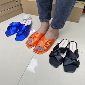Giày bệt nữ satin màu cam