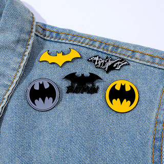 5 Cái / bộ Siêu Anh Hùng Nhân Vật Phim Kim Loại Huy Hiệu Batman Dơi Biểu Tượng Hợp Kim Trâm Trang Trí Pin