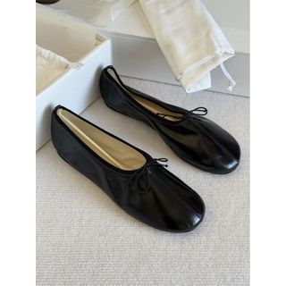 Giày ba lê mũi tròn mới Giày đế bằng nữ