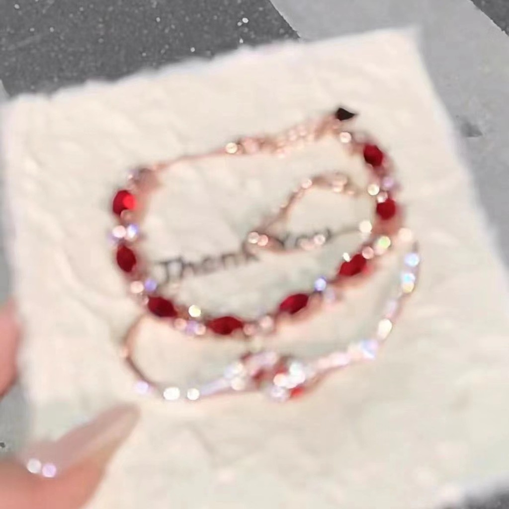 Voòng tay nữ zircon đỏ siêu lấp lánh, thiết kế thời trang và đa năng.