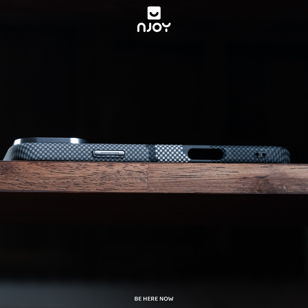 Ốp Vân Carbon In Hình Nổi 3D Viền Camera Kim Loại Siêu Mỏng Cho iPhone 17 Pro Max 16 15 14 13 Kevlar