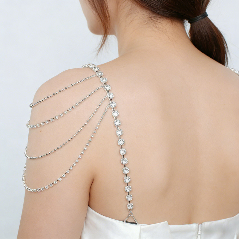 Váy dạ hội cô dâu thanh lịch kèm khăn choàng nhiều lớp ngọc trai giả