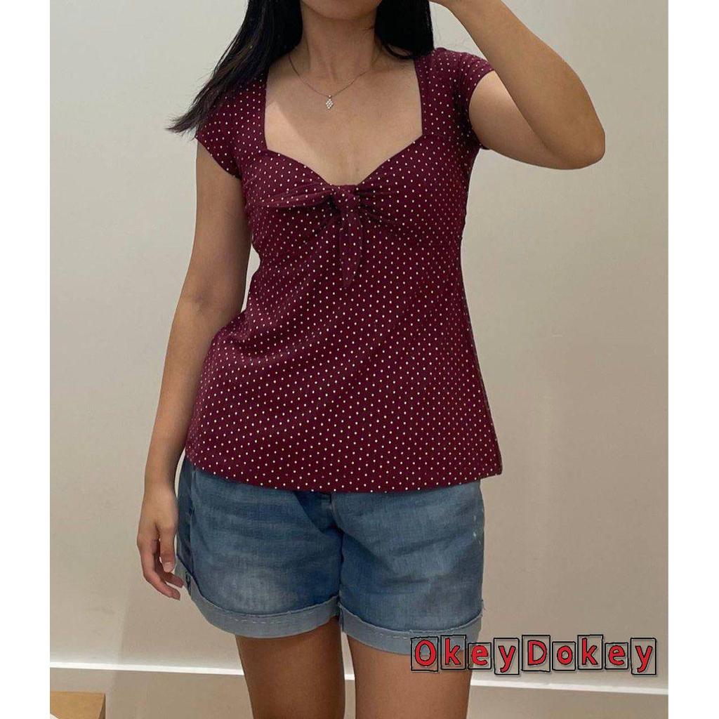 Áo sơ mi babydoll peplum cổ chữ V, họa tiết gingham, nút thắt trước, xu hướng Y2K