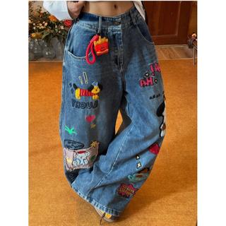 Quần jean phong cách mới với thiết kế độc đáo, phù hợp unisex cao cấp