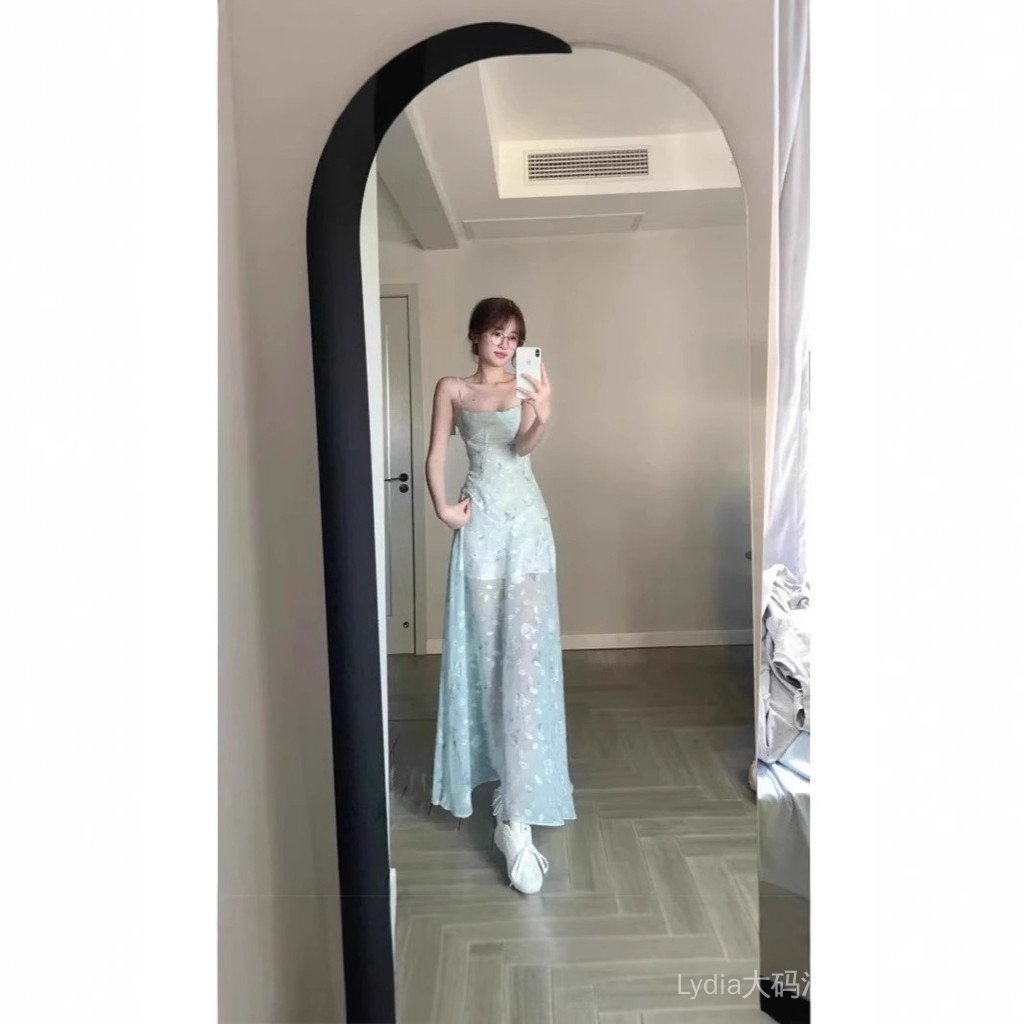 [Giảm giá 10%] Váy dây đeo hoa chất liệu tốt dành cho nữ - Perfect cho kỳ nghỉ ven biển