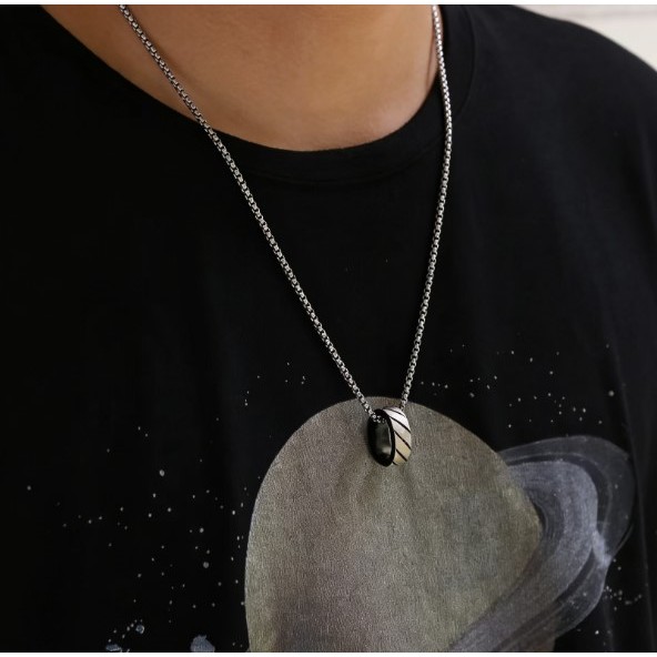 Mặt dây chuyền thép titan phong cách cổ điển, phù hợpwear với thời trang hip-hop
