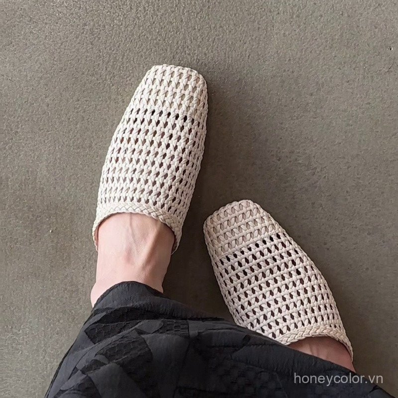 2026 Phong Cách Mới Dệt Rỗng Ra ClosedToe Mules Cho Nữ Mùa Hè FlatToed Dép Thời Trang