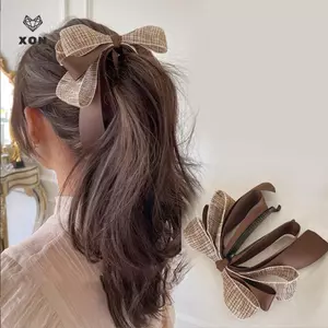 Kẹp tóc nơ chuối ngọc trai dễ thương, màu sắc thanh lịch - Phụ kiện thời trang nữ