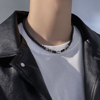 Phụ kiện thời trang tối giản dành cho nam: Vòng cổ hạt obsidian cao cấp