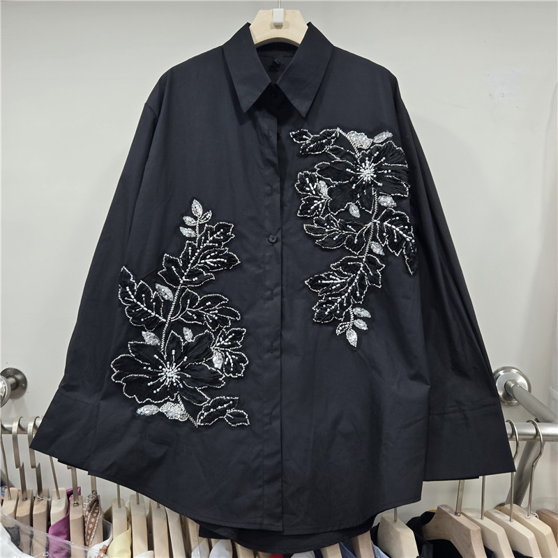Trạm Phong Cách Công Nghiệp Châu Âu với Ren và Đính Hạt, Phù Hợp cho Áo Sơ Mi Mid-Length