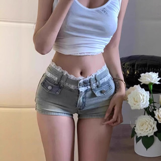 Quần short nữ cạp cao Ren ghép Denim Phong cách Pháp Dáng ôm mông Hot pants Phong cách đường phố 2026