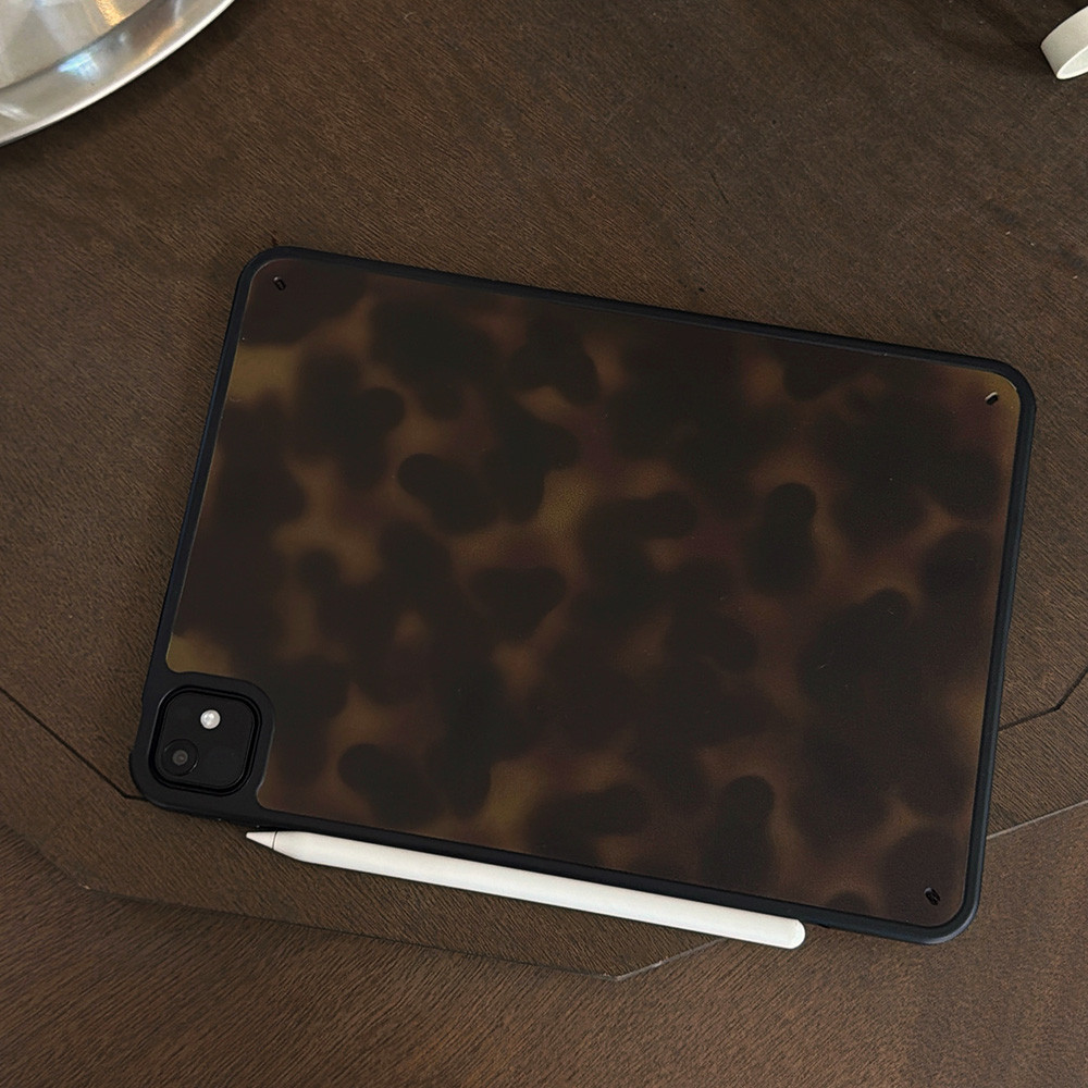 Ốp Lưng Cứng Acrylic Nâu Hổ Phách Họa Tiết Cho Mini6 Mini7 A17Pro IPad 5 6 7 8 9 10 11 12 A19 A16 Air 2 3 4 5 6 Air 11 M2 M3 M4 2026 Pro10.5 Pro11 M4 M5 Pro13 2024 2025