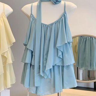 Kích thước lớn camisole mùa hè từ voan nhiều lớp và ruy băng hoa lá sen, thiết kế đơn giản không tay có thể điều chỉnh.