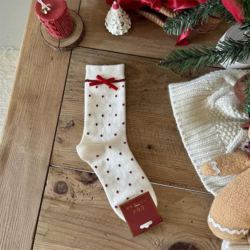Tất 2026 Màu Trắng Đỏ Thêu Nơ Dành Cho Nữ Cotton Nhung Mềm Mịn Phong Cách Hàn Quốc Style Thể Thao Năng Động
