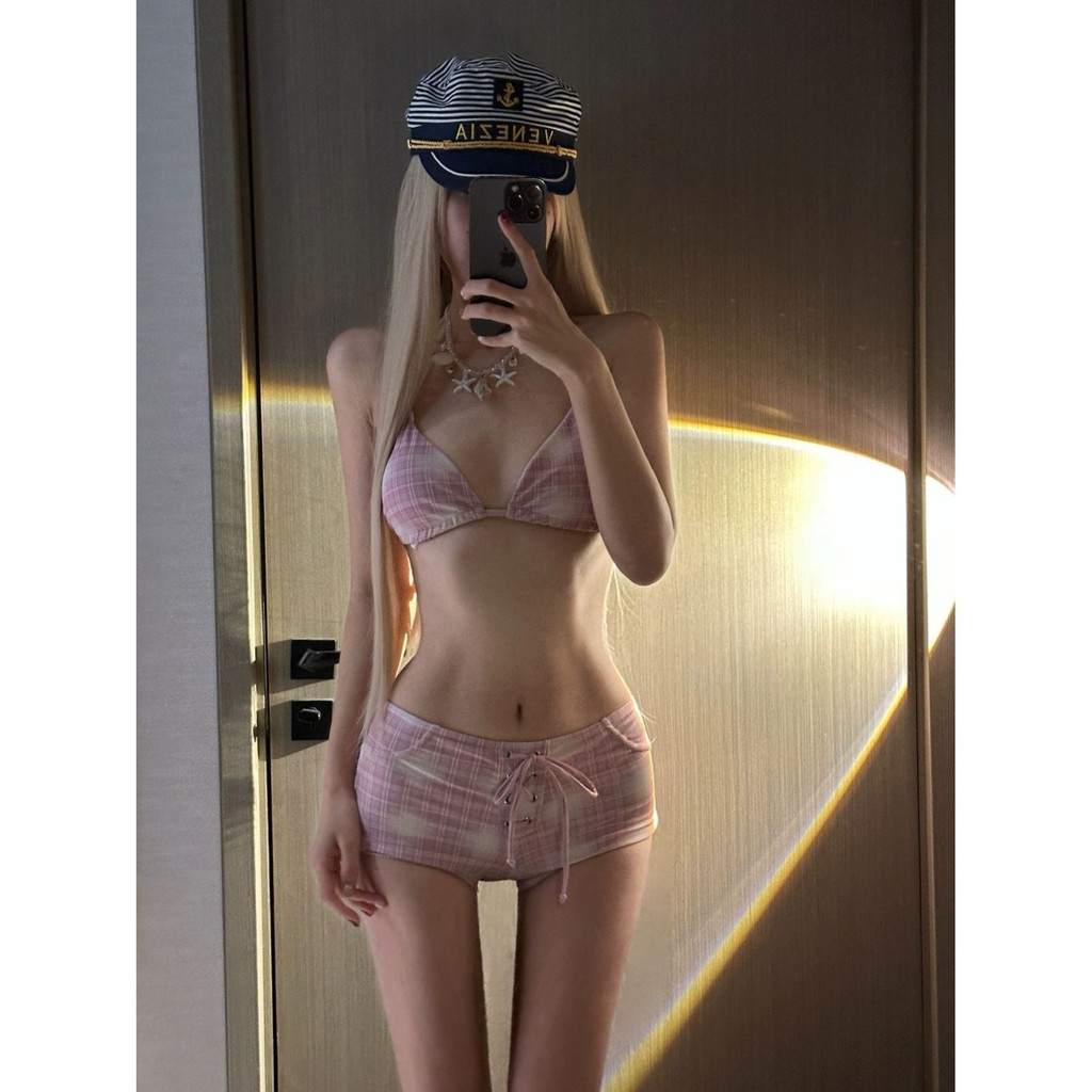 Bikini chia đồ bơi nữ phong cách nóng bỏng, phù hợp đi biển mùa xuân