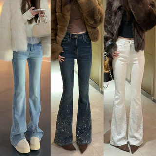 Quần jeans ống loe đính đá sao nữ Cạp cao Tôn dáng 2026 Mùa xuân Cổ điển