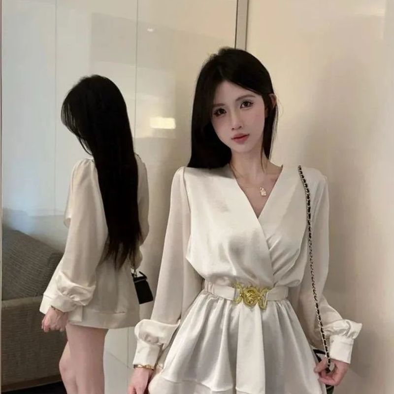 Pháp Cao Cấp Tay Phồng Tính Khí Áo Sơ Mi Thiết Kế Cổ Chữ V Phối Ren Satin Dài Tay Áo Sơ Mi Nữ Hợp Thời Trang