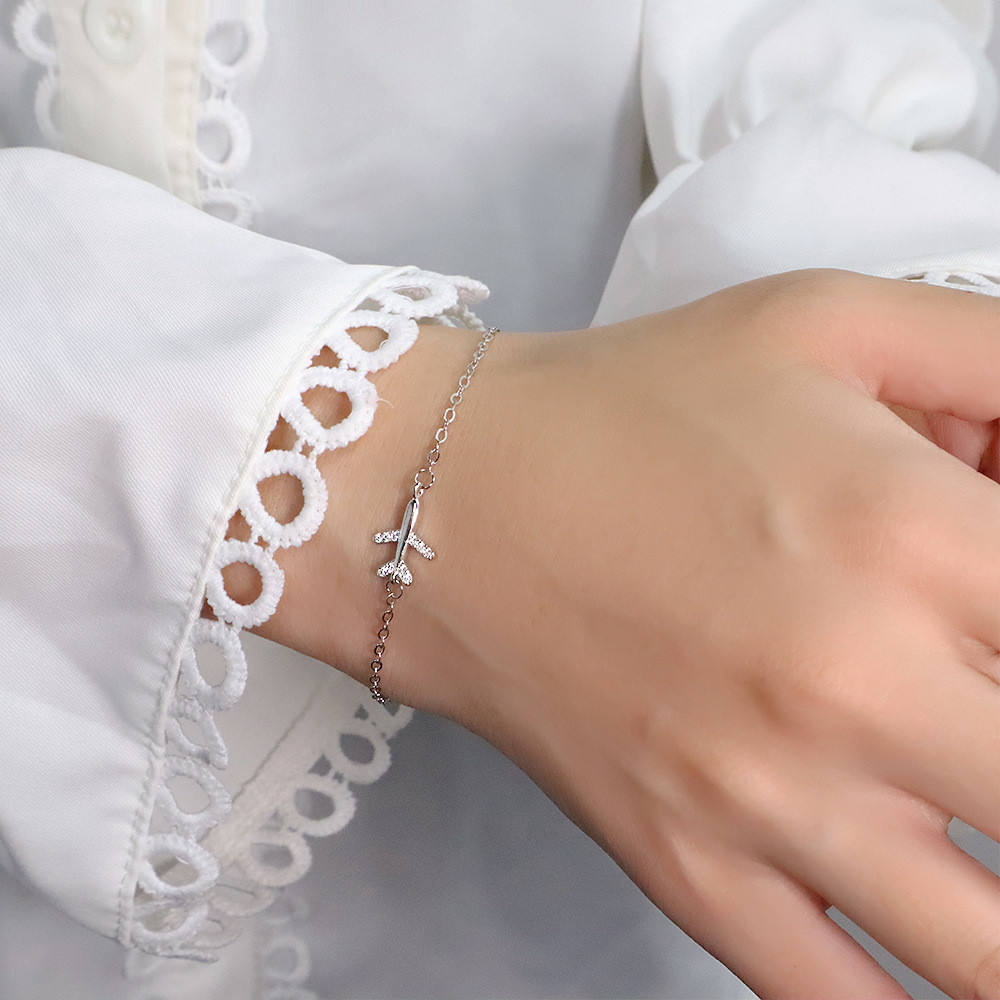 Máy bay đính kim cương - Vòng tay nữ nhỏ gọn, thời trang và độc đáo