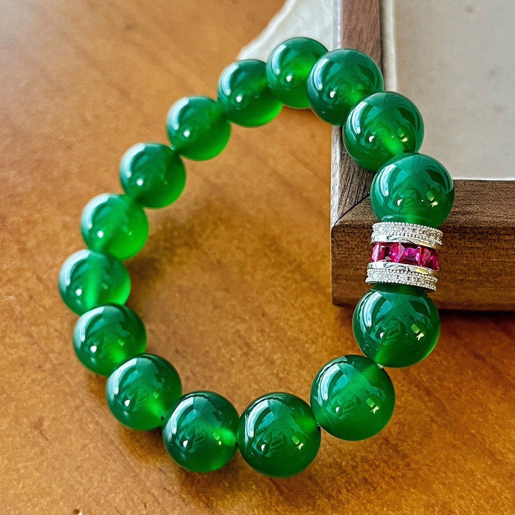 Vòng tay mã não Chalcedony màu xanh lá cây, phong cách hiện đại