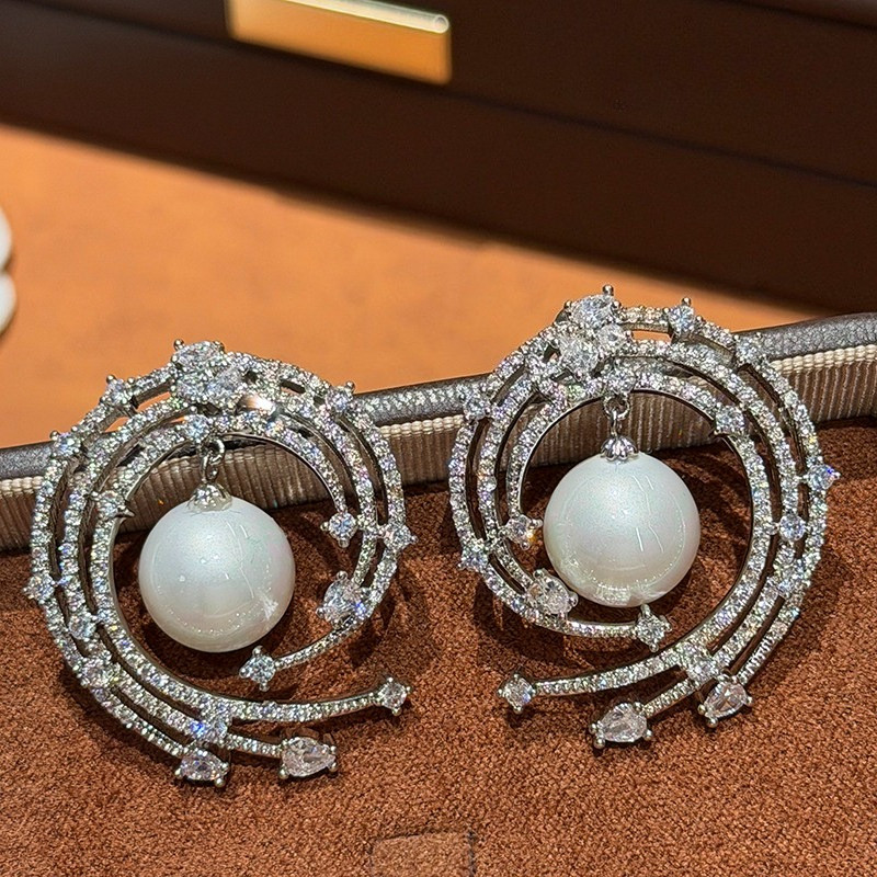 Bông Tai Zircon Ngọc Trai Tua Rua Phong Cách Mới