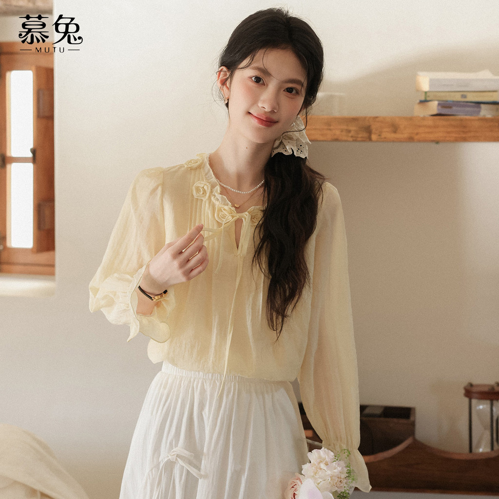 Mutu Áo sơ mi nữ phong cách Pháp, thiết kế ba chiều họa tiết hoa, chất liệu mỏng nhẹ dành cho mùa xuân 2026