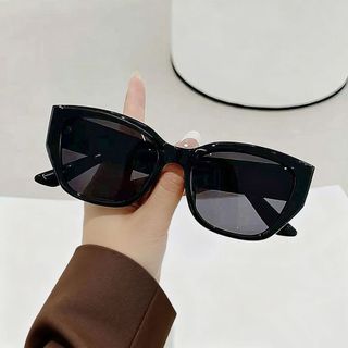 Kính râm mắt mèo khung lớn Mặt tròn vuông Kính râm che nắng nhỏ Kính râm gió 26.3.19
