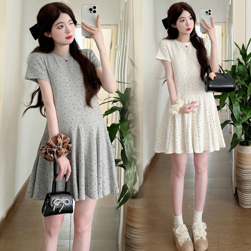 Trang phục bà bầu mùa hè Thời trang mỏng hơn Váy chấm bi