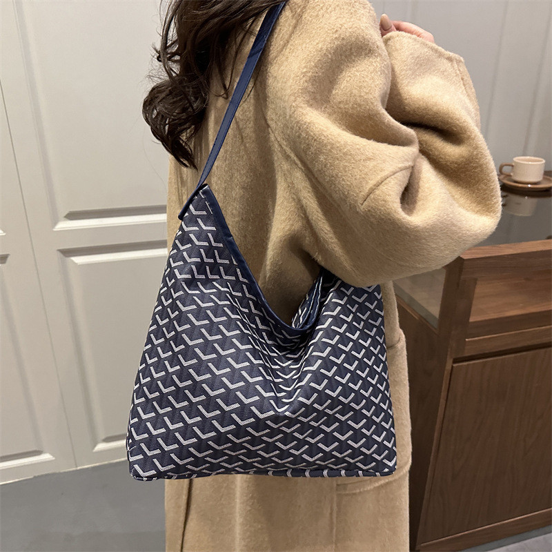 GC2 2026 Mới PU Thanh Lịch Túi Đeo Vai Thời Trang Kết Cấu Đá Dung Tích Lớn Túi Tote CG2