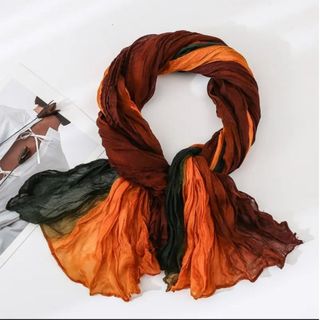 Khăn xếp ly nghệ thuật MKYCO, chất liệu cotton và lanh, thiết kế gradient sang trọng, phù hợp cho mùa thu đông