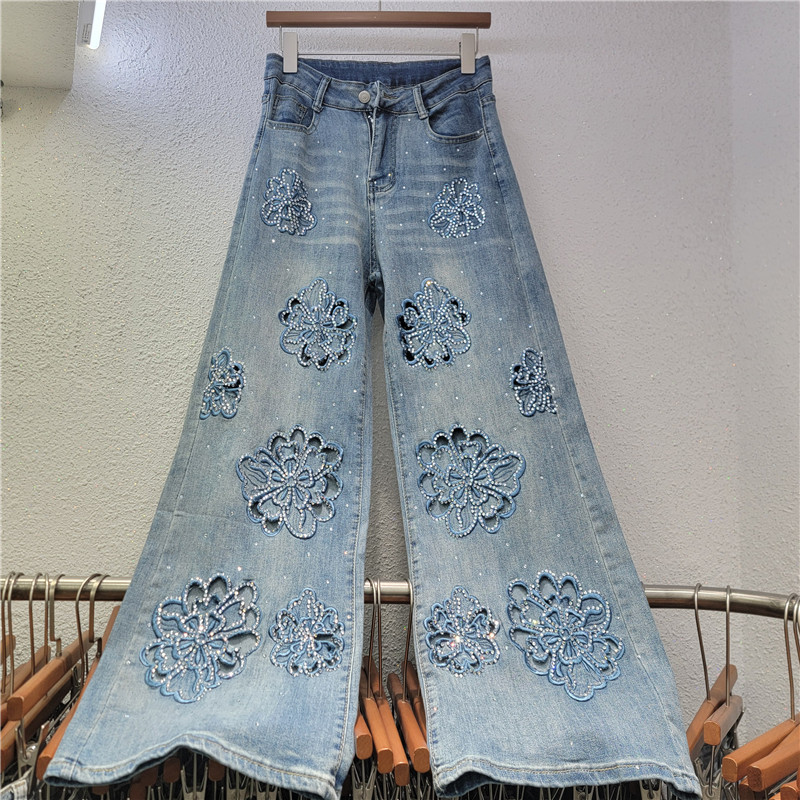 Quần Jean Thẳng Nữ Hè 2026, Denim Thêu Nóng & Kim Cương Giả, Thiết Kế Mới, Co Dãn Tốt