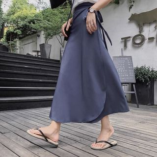 Váy ren phong cách phương Tây có nơ và drap một mảnh, phù hợp cho mùa hè