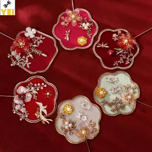 < YEI > Quạt Lu Tốt Trung Quốc Đám Cưới Quạt Hoa Cầm Tay Có Dép Cổ Tinh Tế Mặt Dây Chuyền Quà Tặng Mới